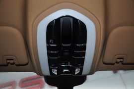 2013款保时捷Panamera4