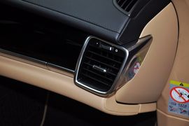 2013款保时捷Panamera4