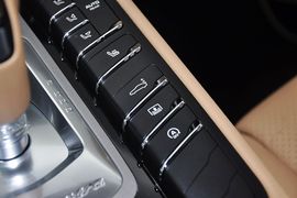 2013款保时捷Panamera4
