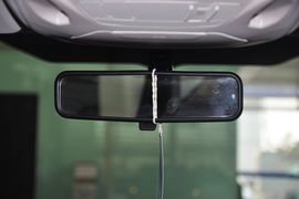 2012款福特福克斯两厢1.6L手自一体风尚型