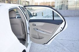 2012款丰田卡罗拉1.8L