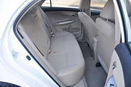 2012款丰田卡罗拉1.8L