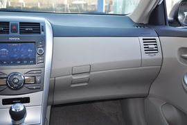 2012款丰田卡罗拉1.8L