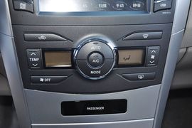 2012款丰田卡罗拉1.8L