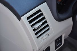 2012款丰田卡罗拉1.8L