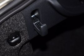 2012款斯柯达昊锐1.8TSI手自一体优雅版