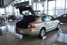 2012款斯柯达昊锐1.8TSI手自一体优雅版