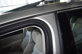 2012款斯柯达昊锐1.8TSI手自一体优雅版