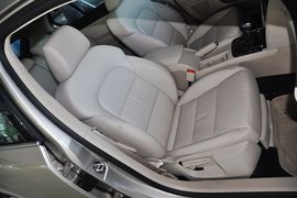 2012款斯柯达昊锐1.8TSI手自一体优雅版