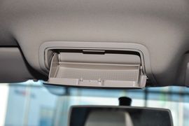 2012款斯柯达昊锐1.8TSI手自一体优雅版