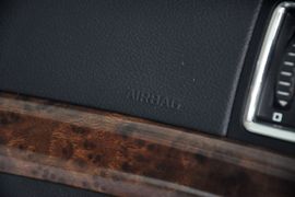 2012款斯柯达昊锐1.8TSI手自一体优雅版