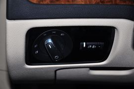 2012款斯柯达昊锐1.8TSI手自一体优雅版