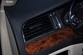 2012款斯柯达昊锐1.8TSI手自一体优雅版