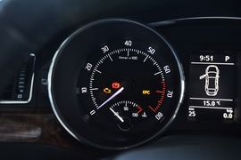 2012款斯柯达昊锐1.8TSI手自一体优雅版