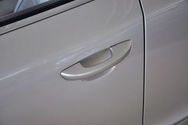 2012款斯柯达昊锐1.8TSI手自一体优雅版