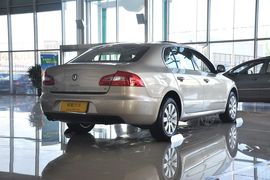 2012款斯柯达昊锐1.8TSI手自一体优雅版