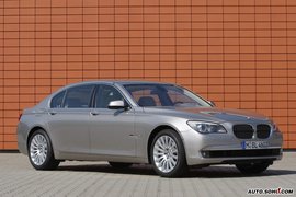 2009款宝马750Li