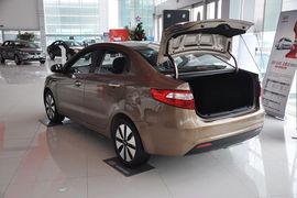 2012款起亚K2