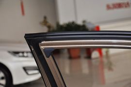 2012款起亚K2