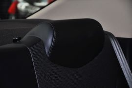 2012款起亚K2