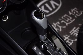2012款起亚K2