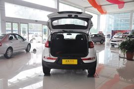 2012款起亚智跑2.0L自动两驱NAVI