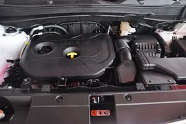 2012款起亚智跑2.0L自动两驱NAVI