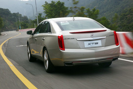 2013款凯迪拉克XTS