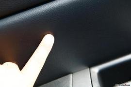 马自达睿翼内饰