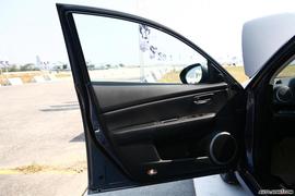 马自达6睿翼内饰