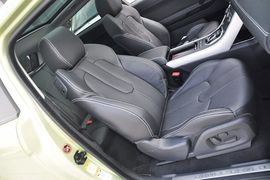 2013款路虎揽胜极光2.0T