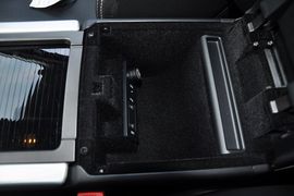 2013款路虎揽胜极光2.0T