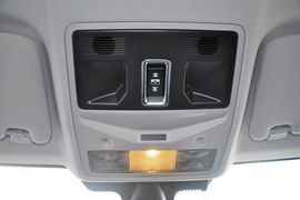 2013款路虎揽胜极光2.0T
