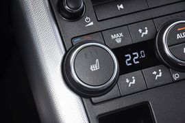 2013款路虎揽胜极光2.0T