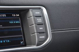 2013款路虎揽胜极光2.0T