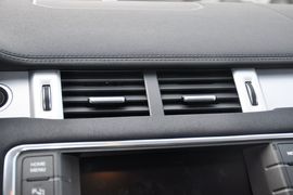 2013款路虎揽胜极光2.0T