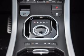 2013款路虎揽胜极光2.0T