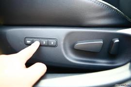 马自达睿翼内饰