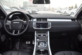 2013款路虎揽胜极光2.0T