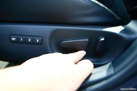 马自达睿翼内饰