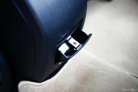 马自达睿翼内饰