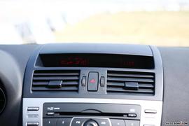 马自达睿翼内饰