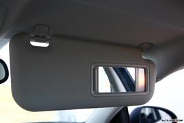 马自达睿翼内饰