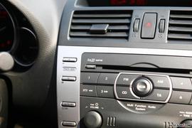 马自达睿翼内饰