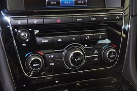 2013款捷豹XJL