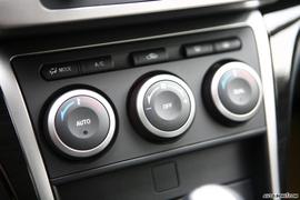 马自达睿翼内饰