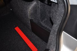 2013款大众全新宝来1.6L手自一体豪华型
