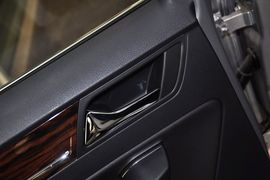 2013款大众全新宝来1.6L手自一体豪华型