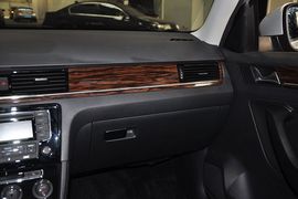 2013款大众全新宝来1.6L手自一体豪华型