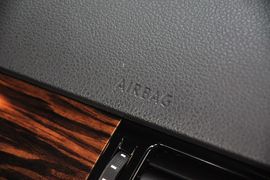 2013款大众全新宝来1.6L手自一体豪华型